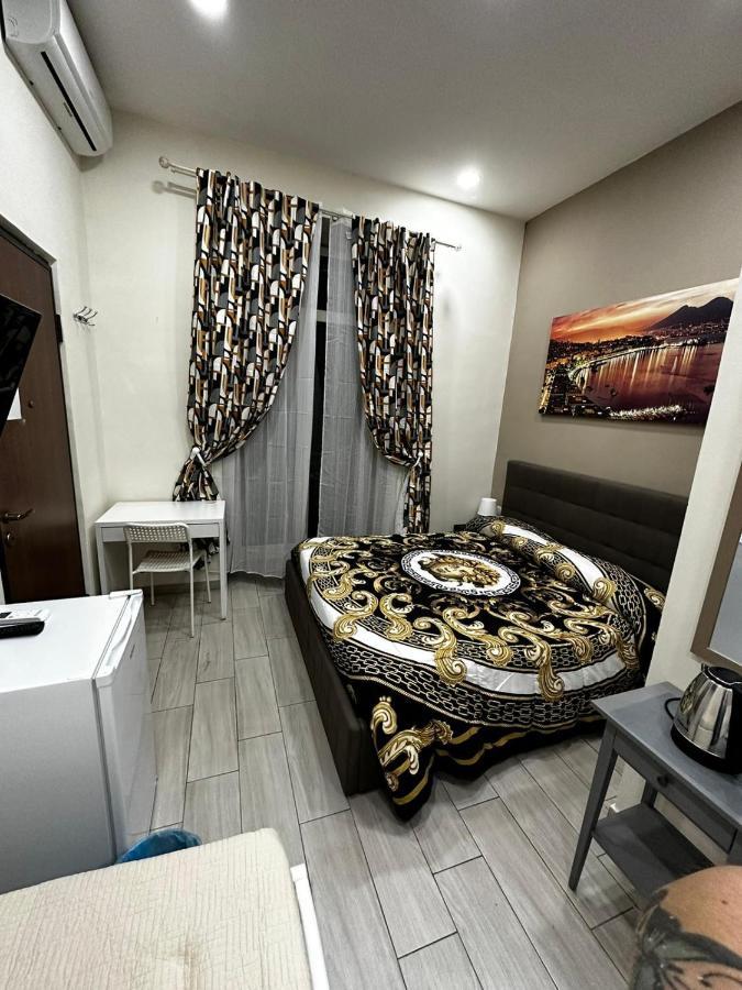 B&B Spaccanapoli A Due Passi Da Via Tribunali Exterior foto